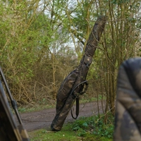 Solar Tackle Worldwide 3+ Rod Holdalls